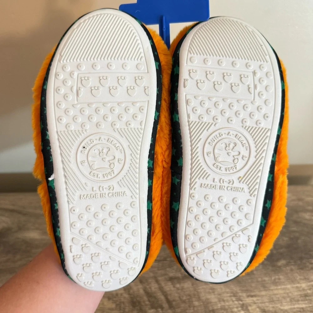 Build a Bear BAB Orange Pumpkin Bear Plush Slippers NWT Halloween Size 1-2 Kids